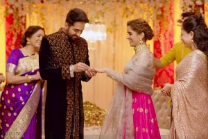 بادهای هو (2018) Badhaai Ho